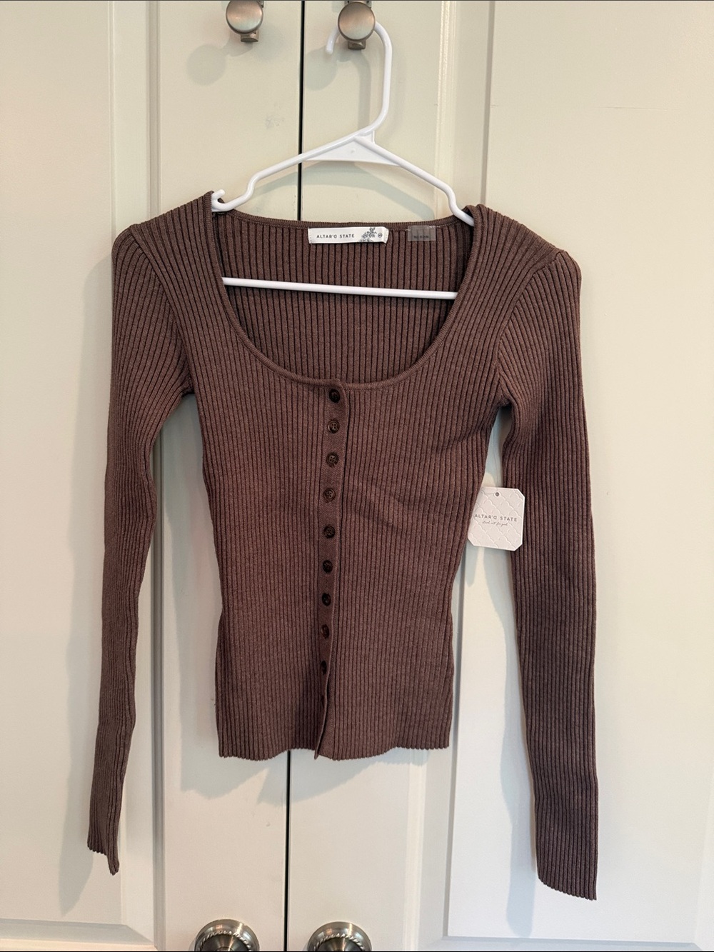 Altar'd State Ribbed Button-Front Long Sleeve Top — Chocolate Brown